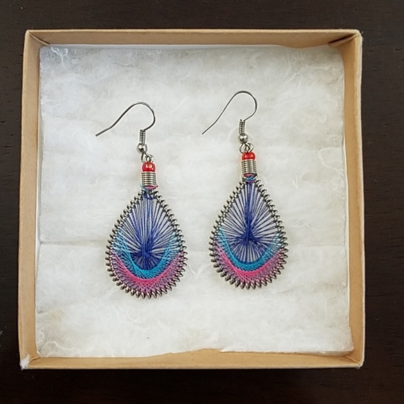 Jewelry - NWOT Pink and blue woven dangly earrings